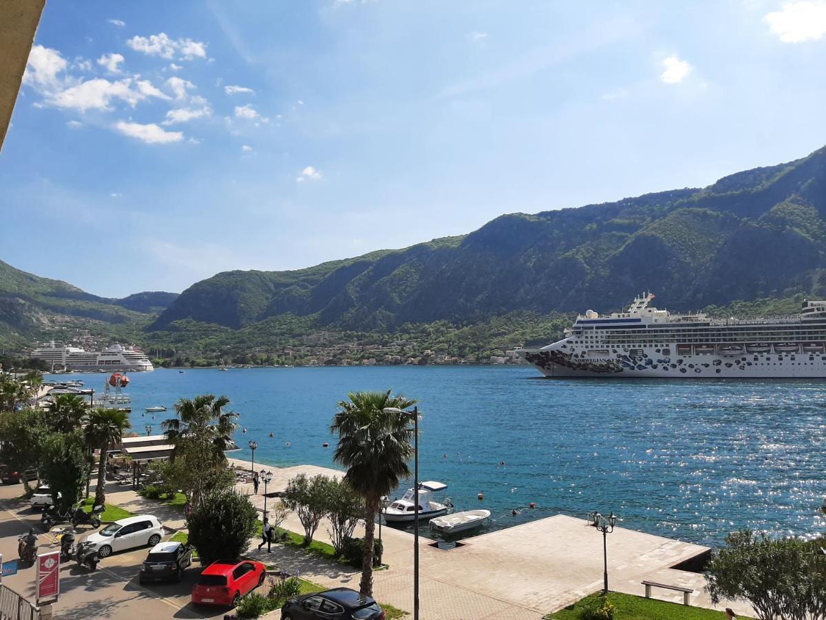 Luxury Flat With Amazing View Ines Lägenhet Kotor Exteriör bild